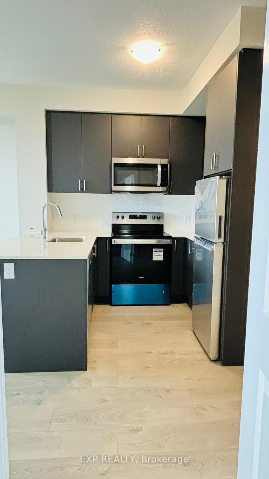 3220 William Coltson Avenue Unit 2003 photo 9