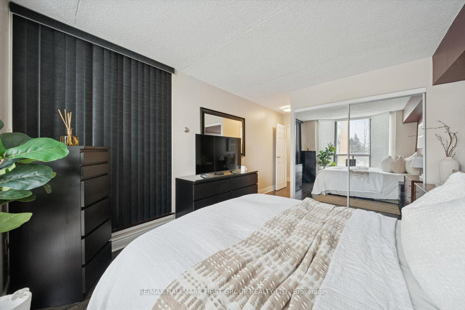 1540 Pickering Parkway Unit 303 photo 15