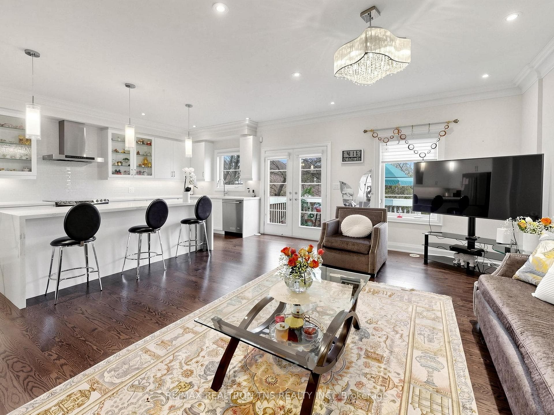 47 Divon Lane photo 18
