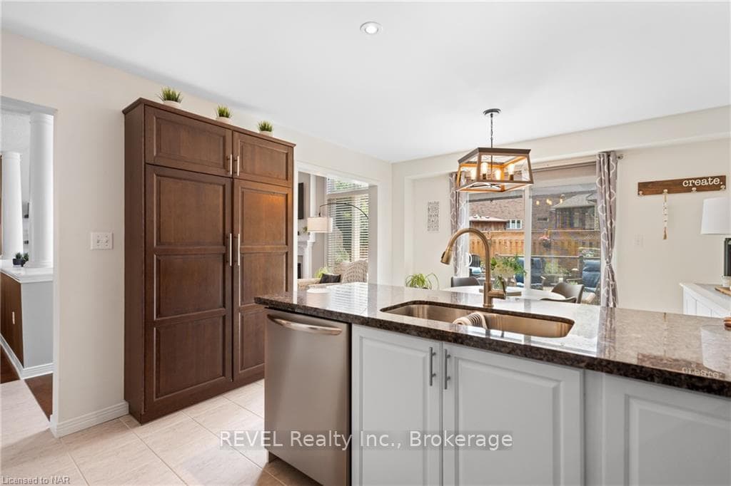 lots of storage space in kitchen with extra pantry