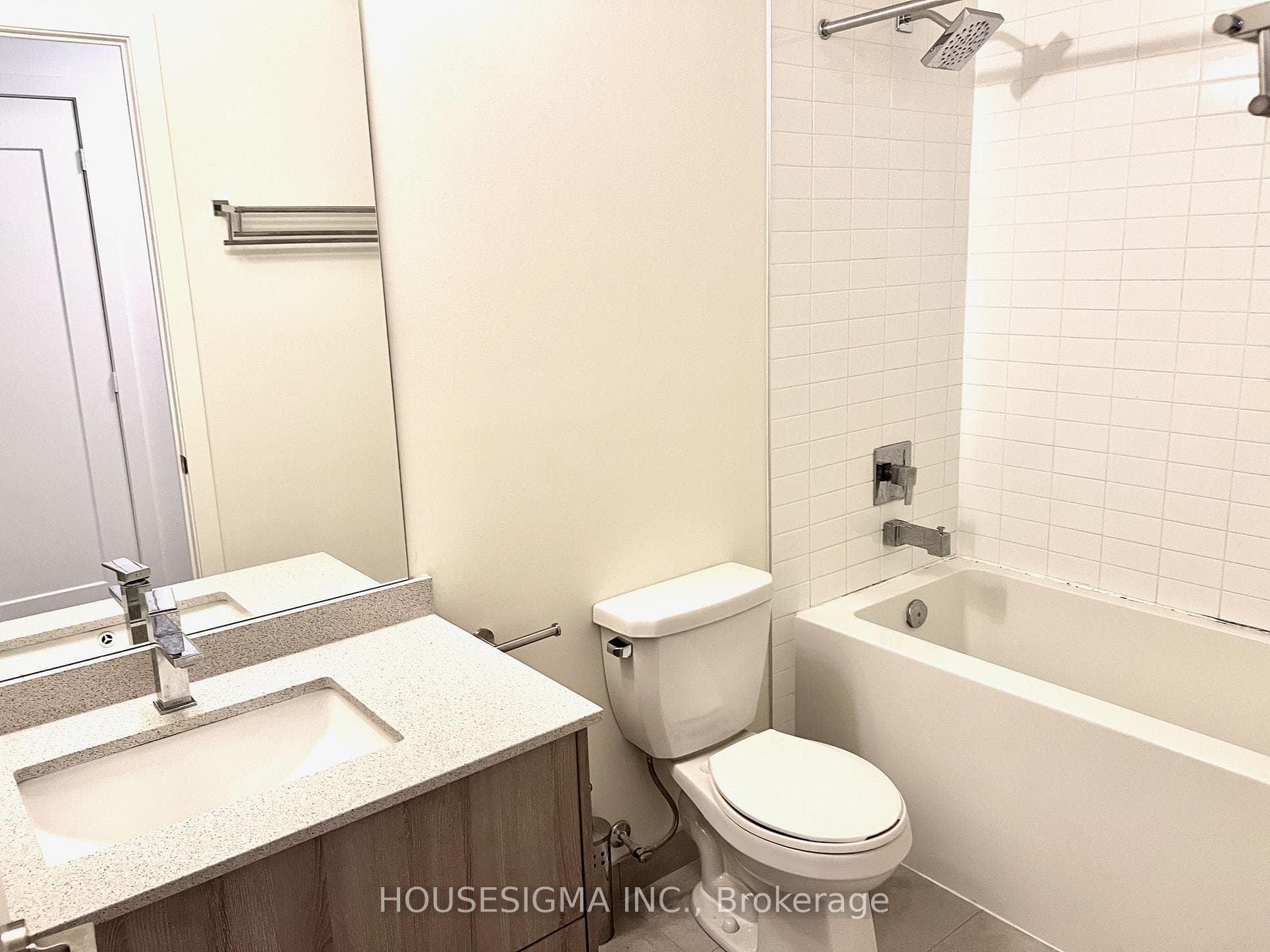 330 Richmond Street Unit 519 photo 7
