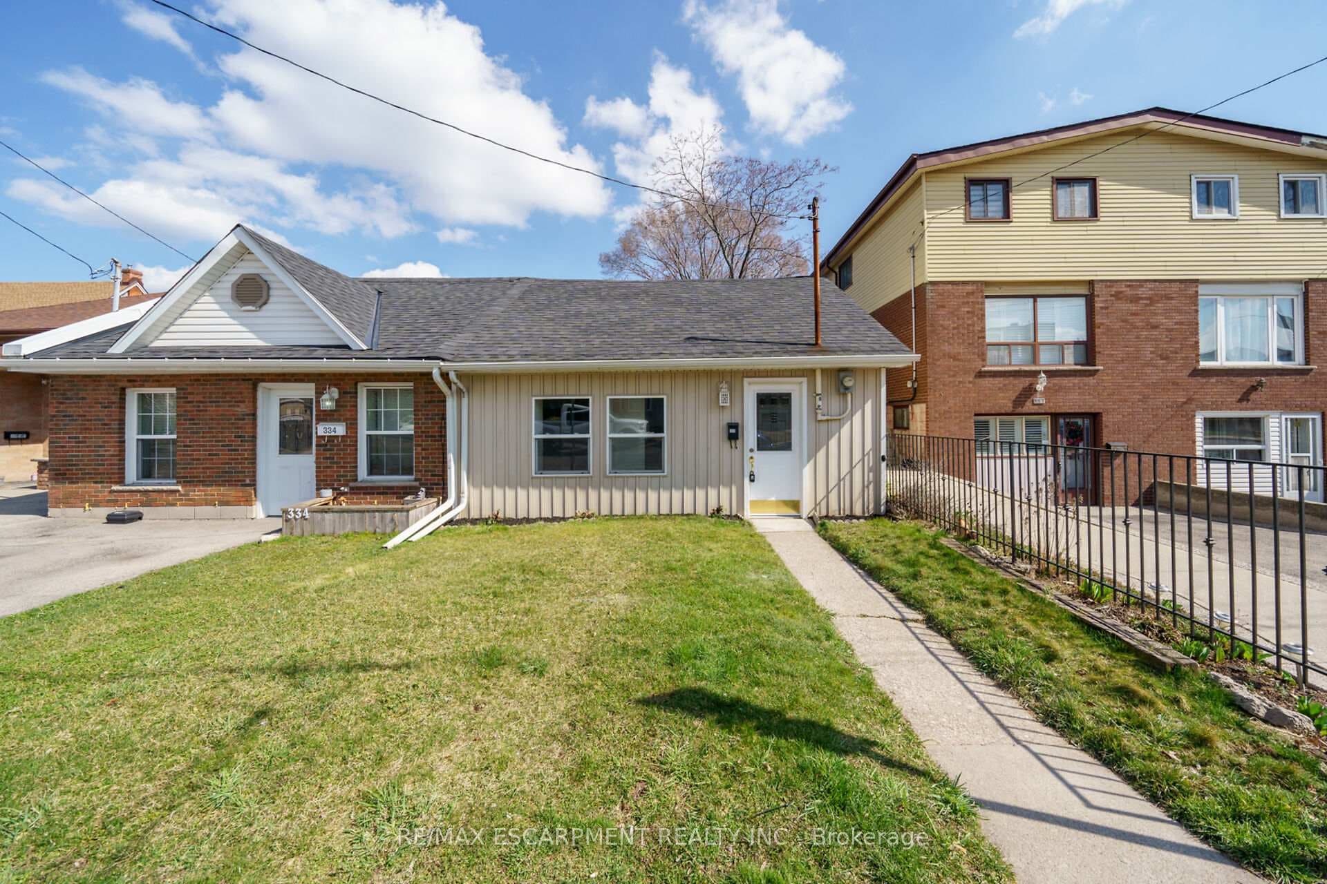332 East Avenue photo 2