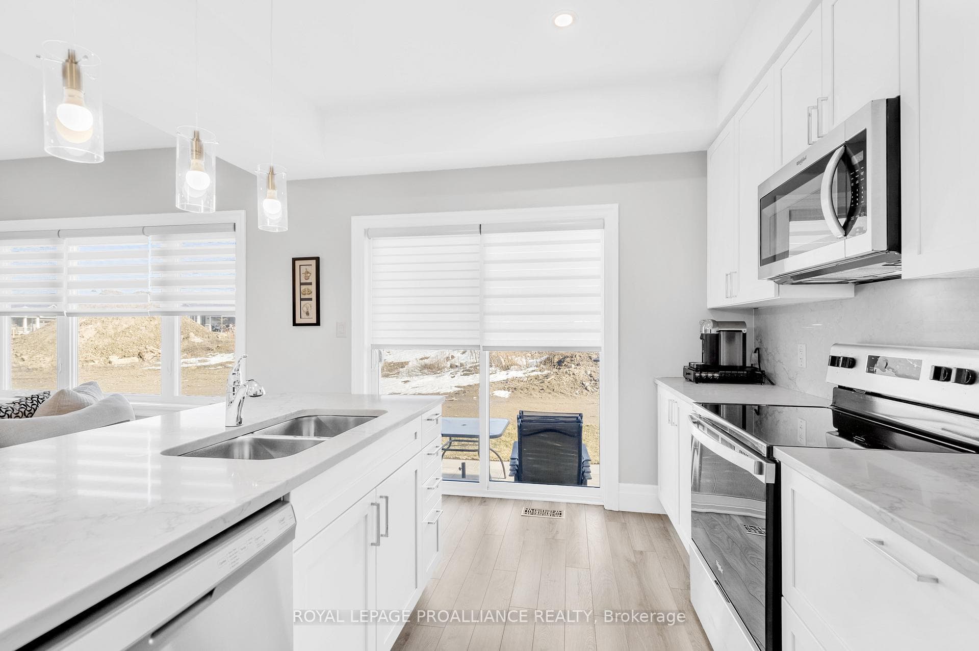 74 Campbell Crescent photo 10