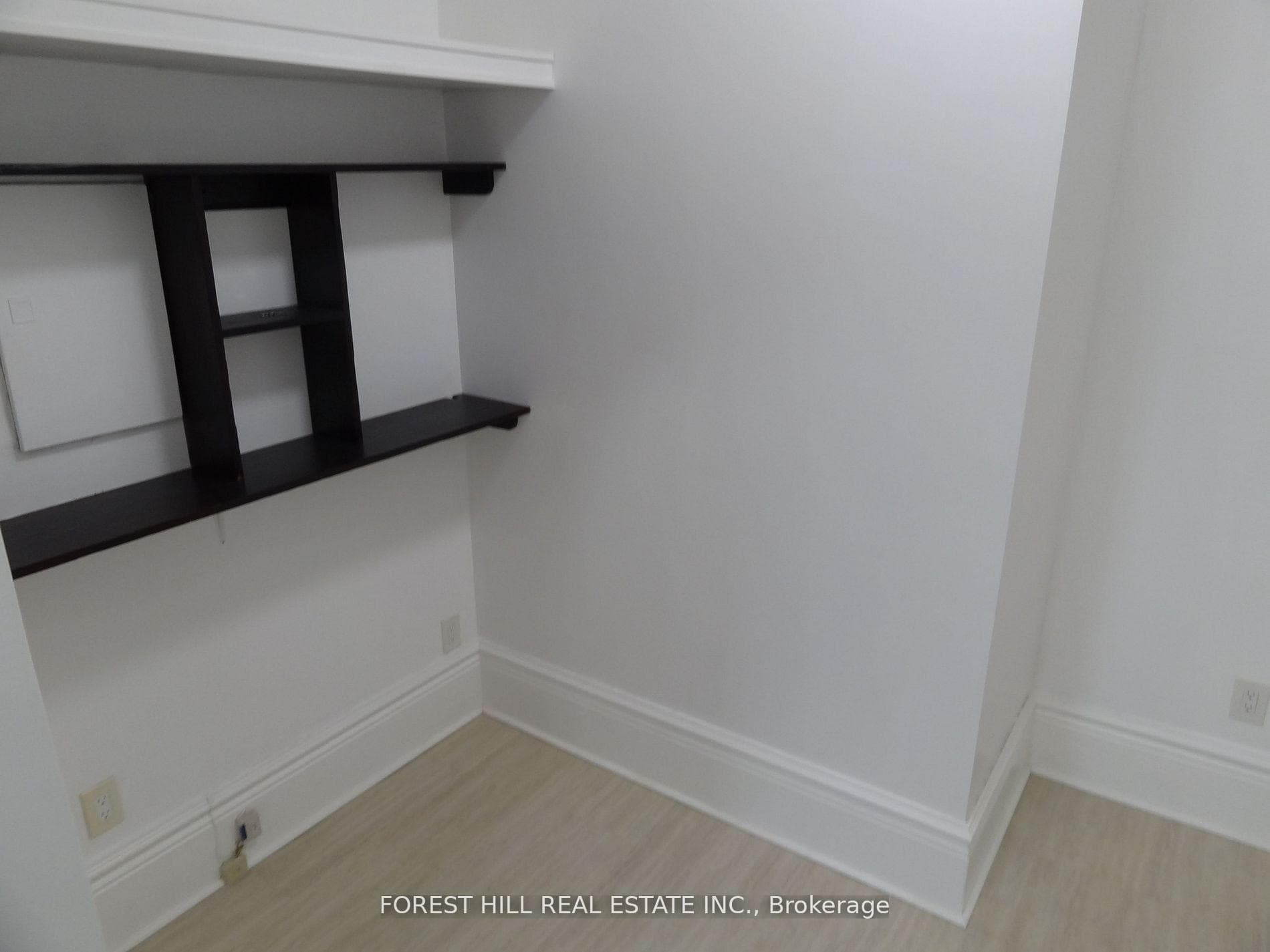1376 Queen Street Unit 3 photo 17