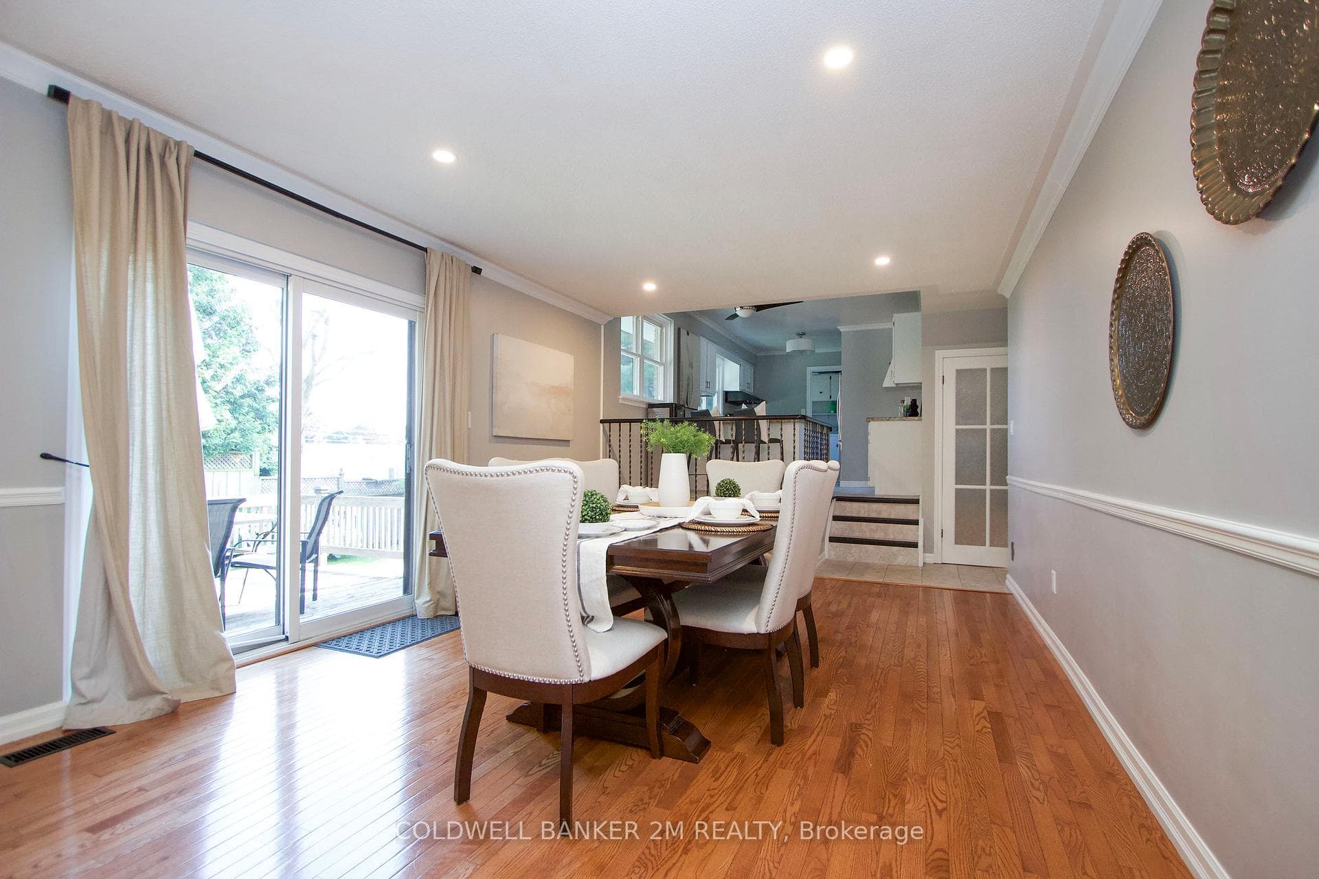 879 Beaufort Court photo 8