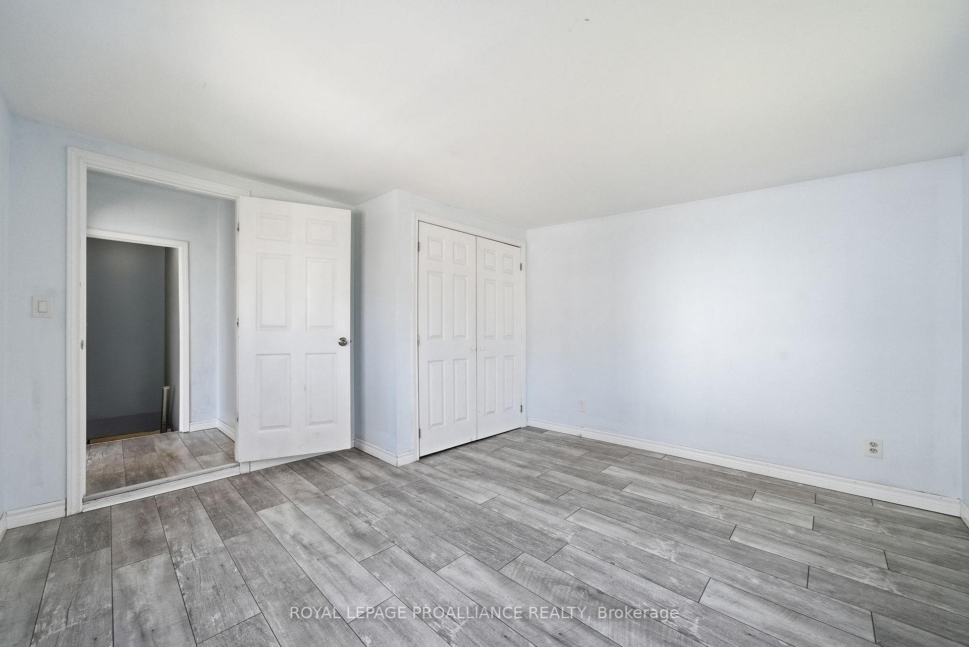 38 Oak Street photo 20