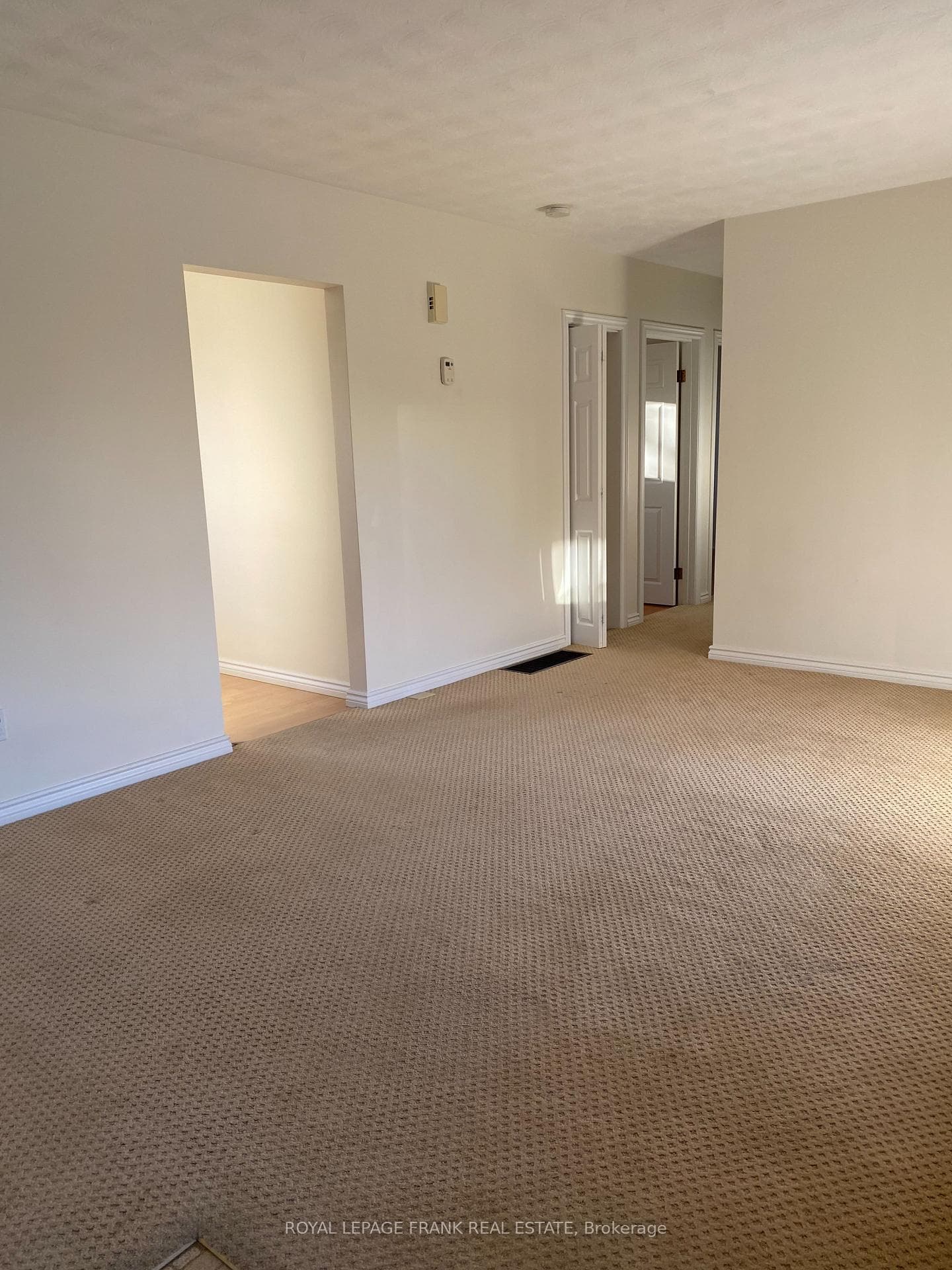 423 Armour Road photo 6