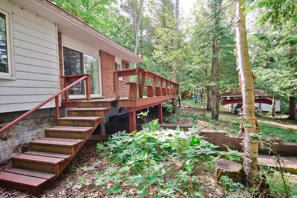 764 Skyline Drive Unit B photo 14