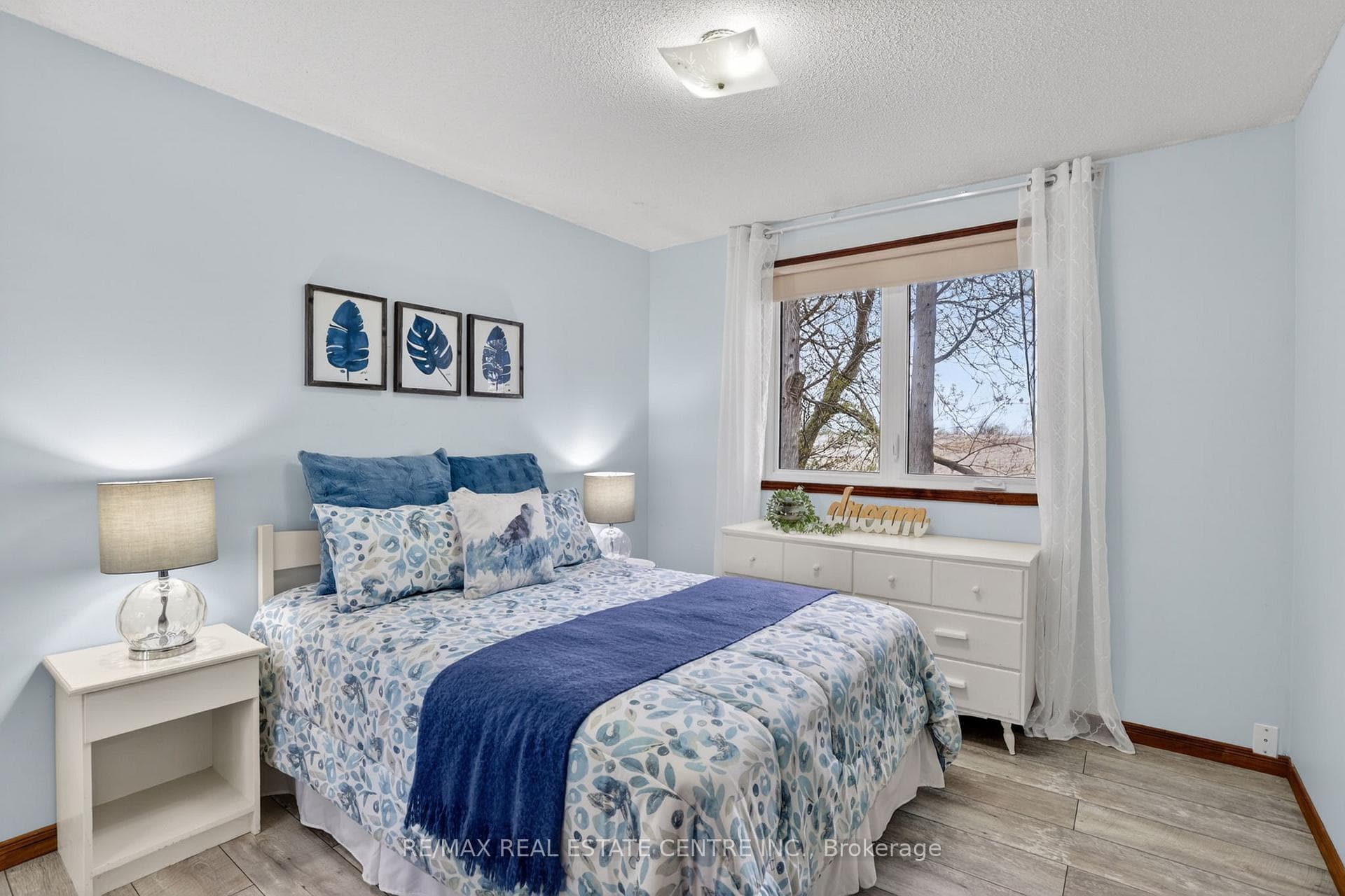 19290 Hurontario Street photo 8