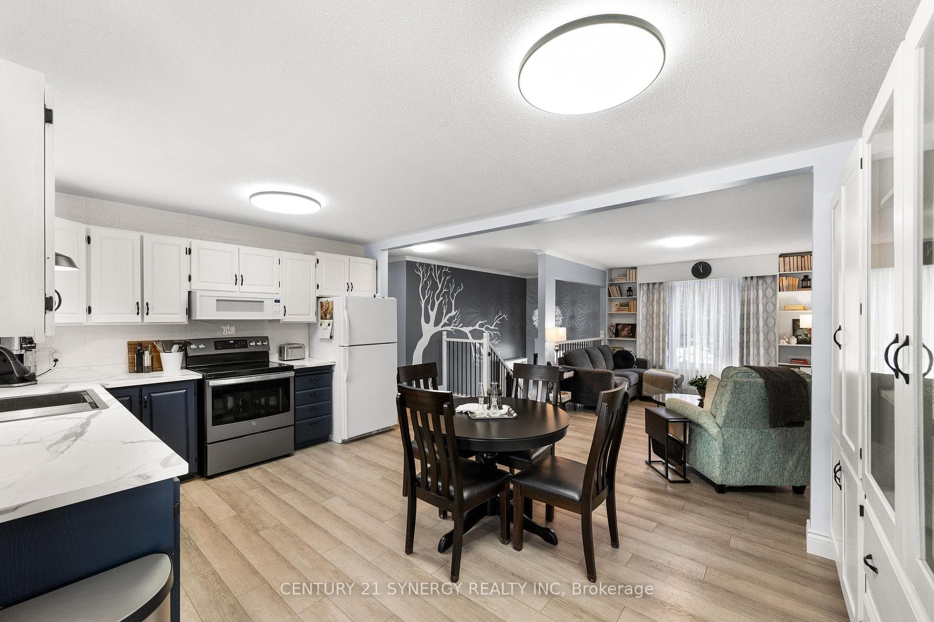 273 Oakwood Drive photo 12