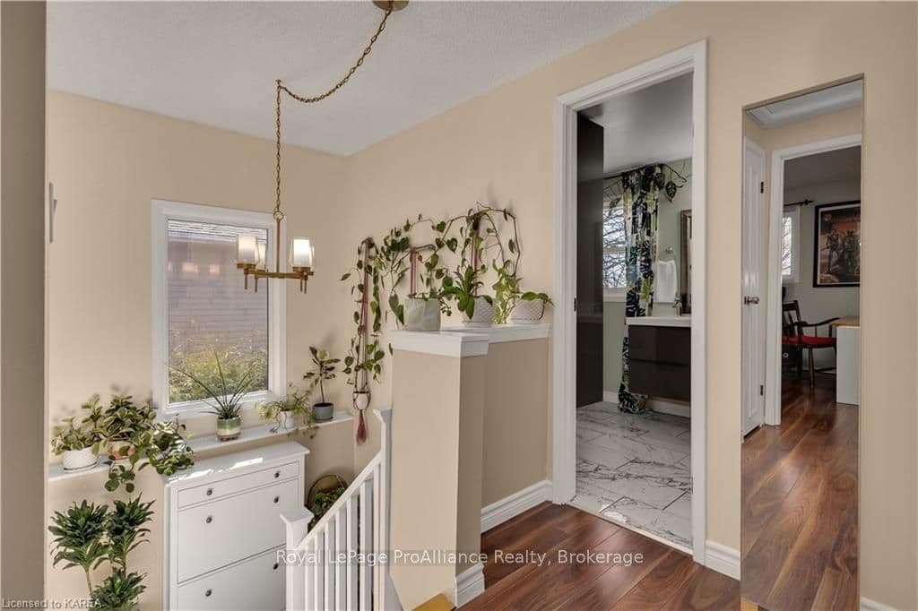 71 GRENADIER Drive photo 16
