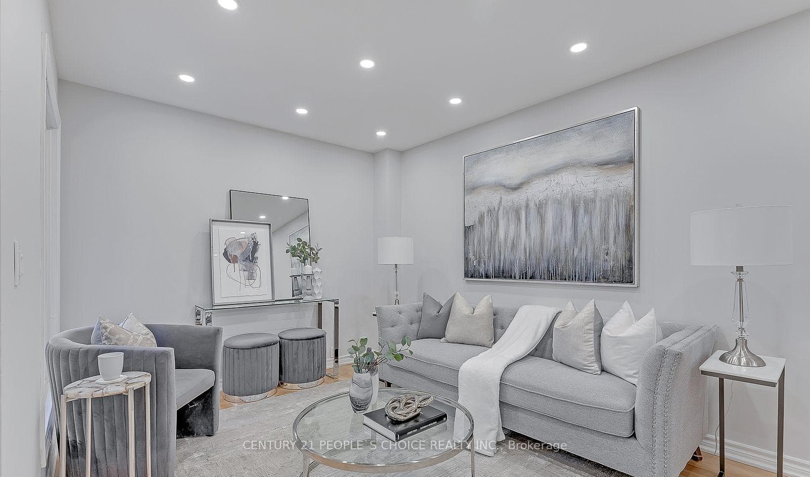 39 Wayford Crescent photo 5