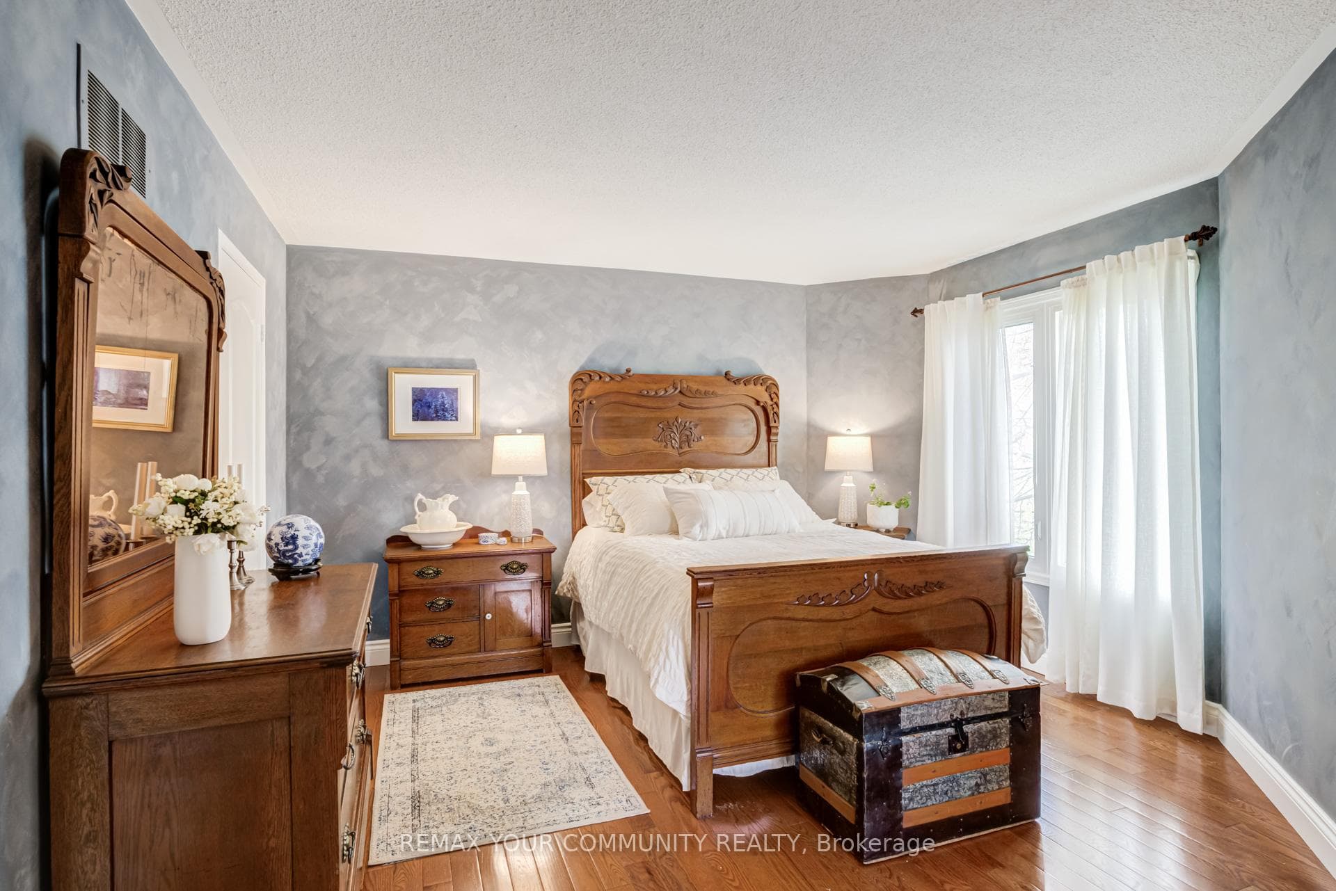 100 Secord Street photo 18