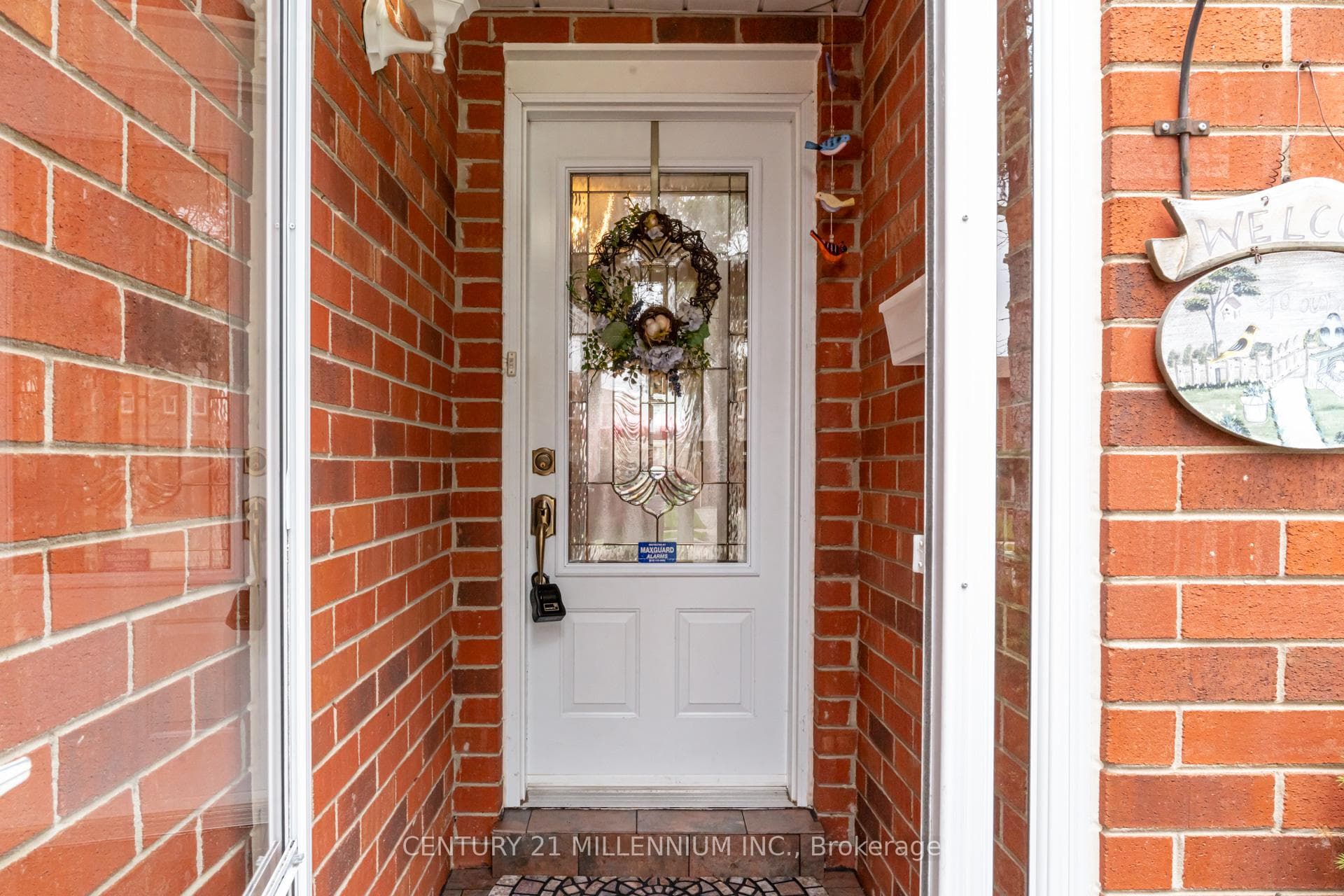 7 Oleander Crescent photo 4