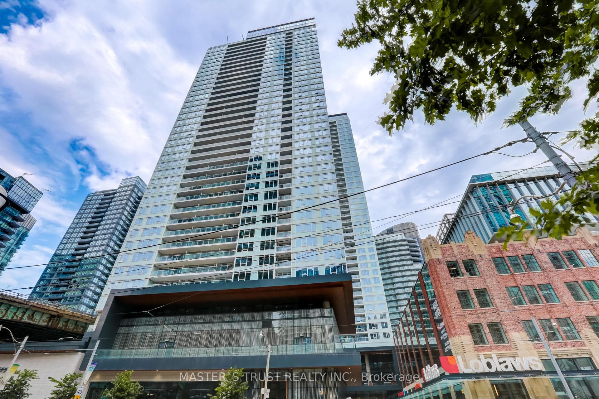 19 Bathurst Street Unit 711 photo 13