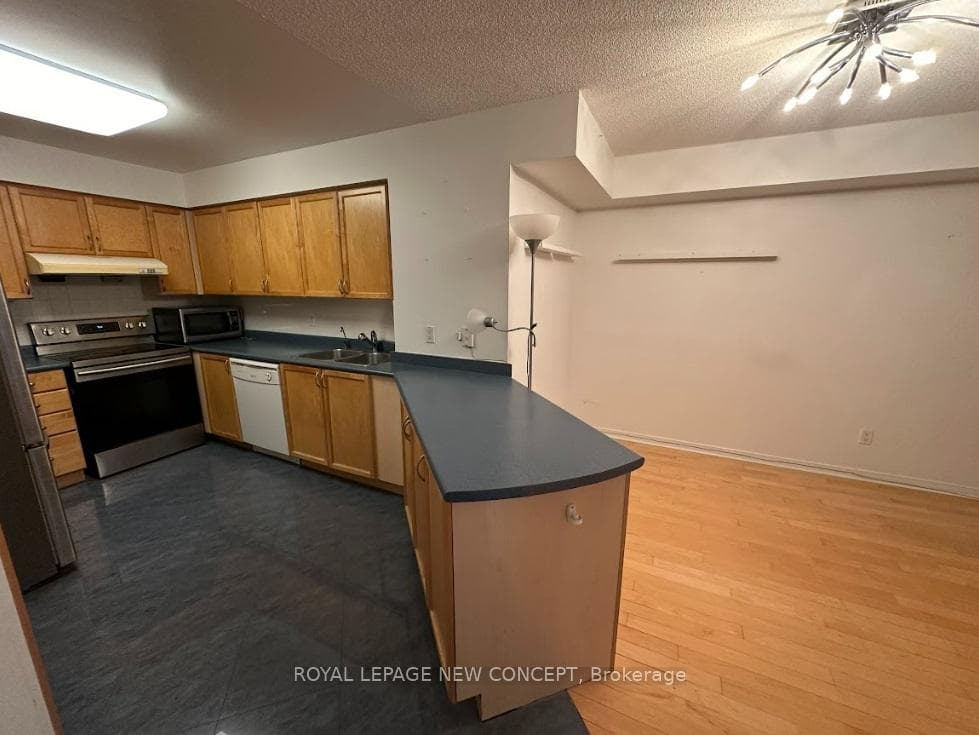 8 Hillcrest Avenue Unit 1212 photo 2