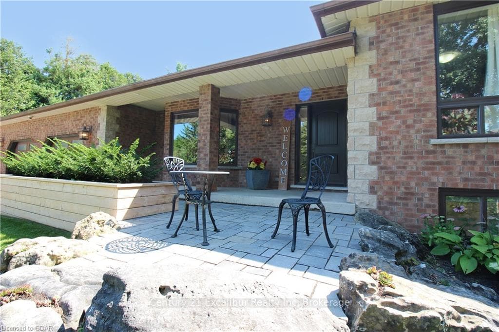 8445 WELLINGTON ROAD 19 Road photo 3