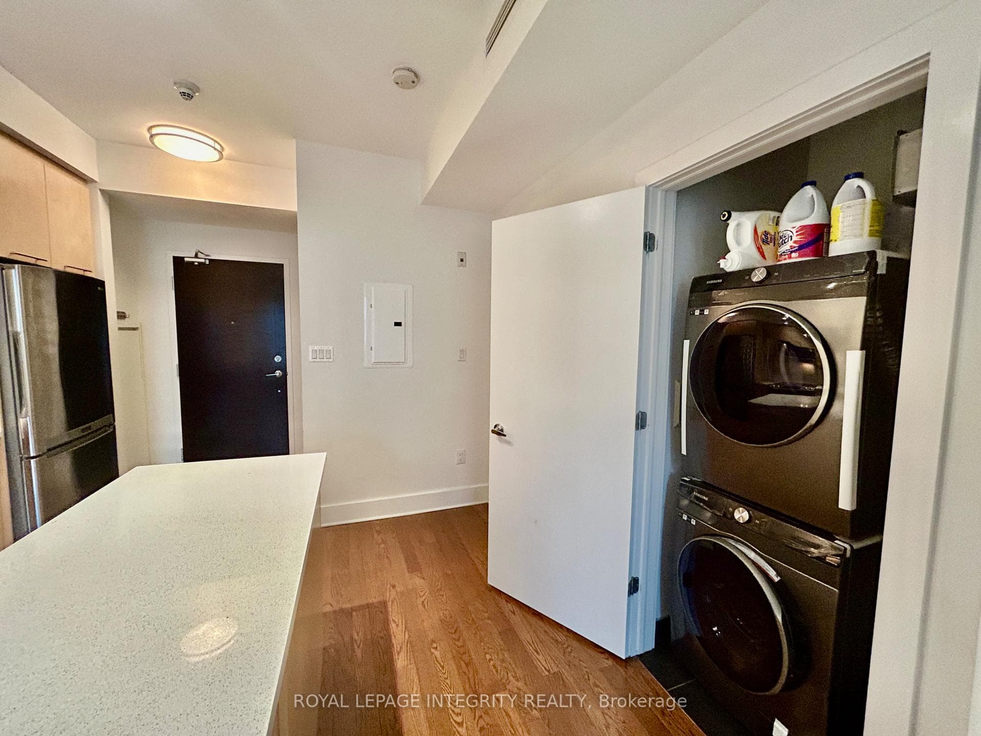 101 Richmond Road Unit 420 photo 25