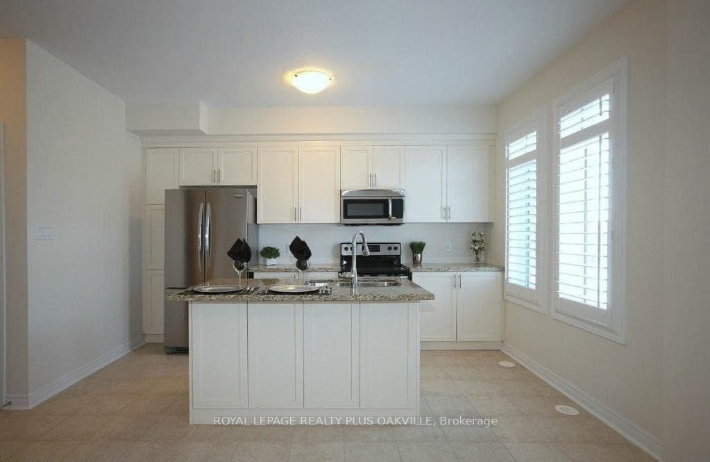 3055 Preserve Drive photo 7