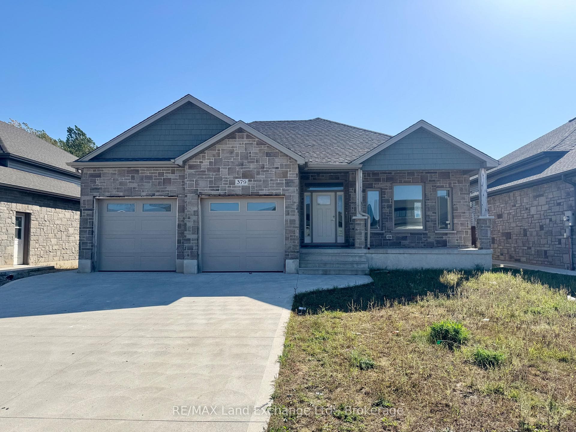 1573 Sqft Bungalow w/ Finished Bsmt