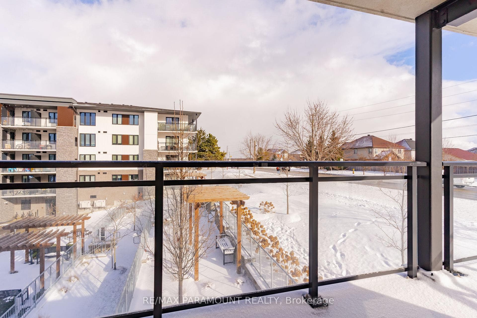 108 Summit Ridge Drive Unit 202 photo 17