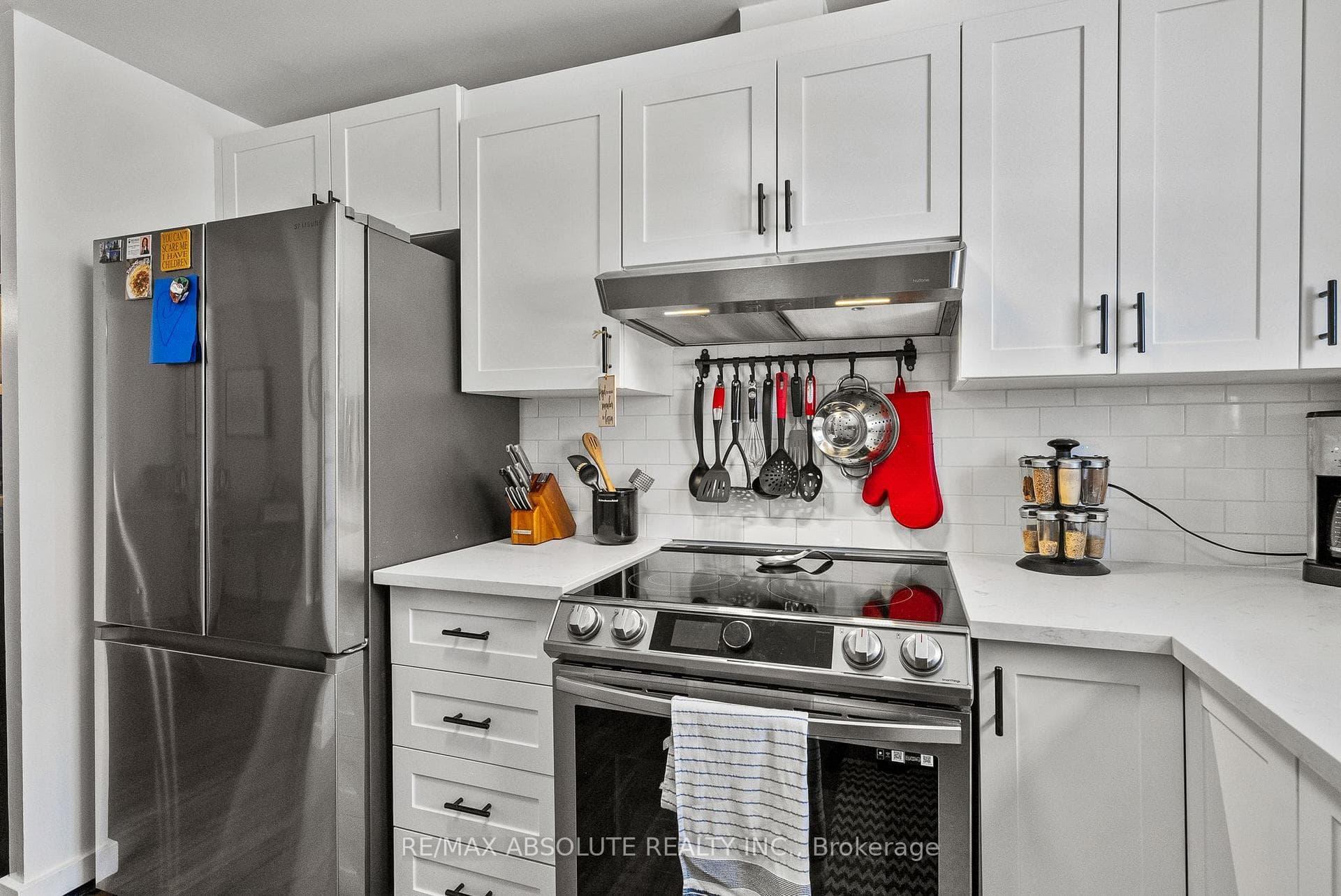 50 Burnside Avenue Unit 406 photo 18