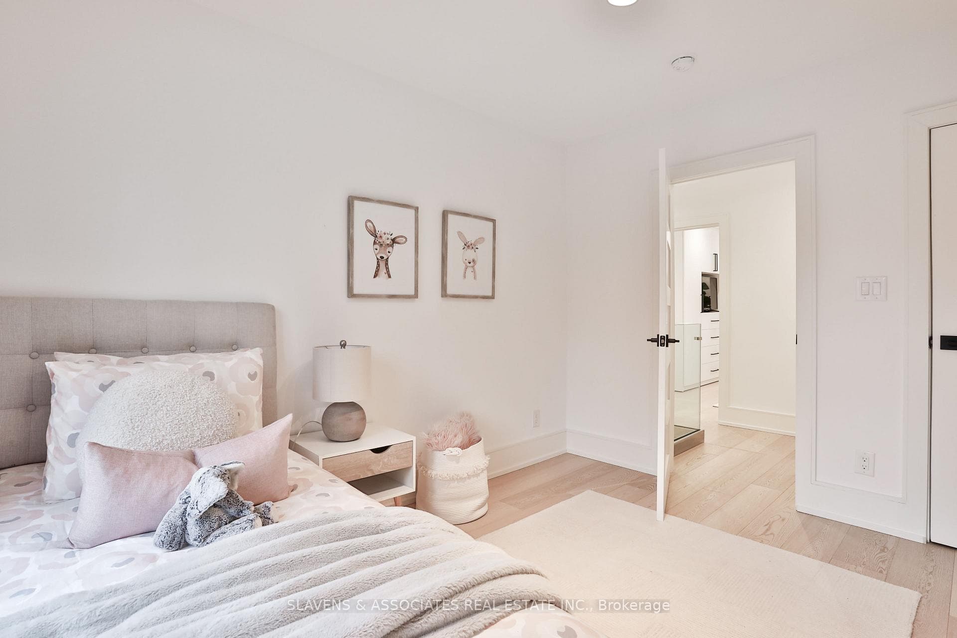45 Ellsworth Avenue photo 28