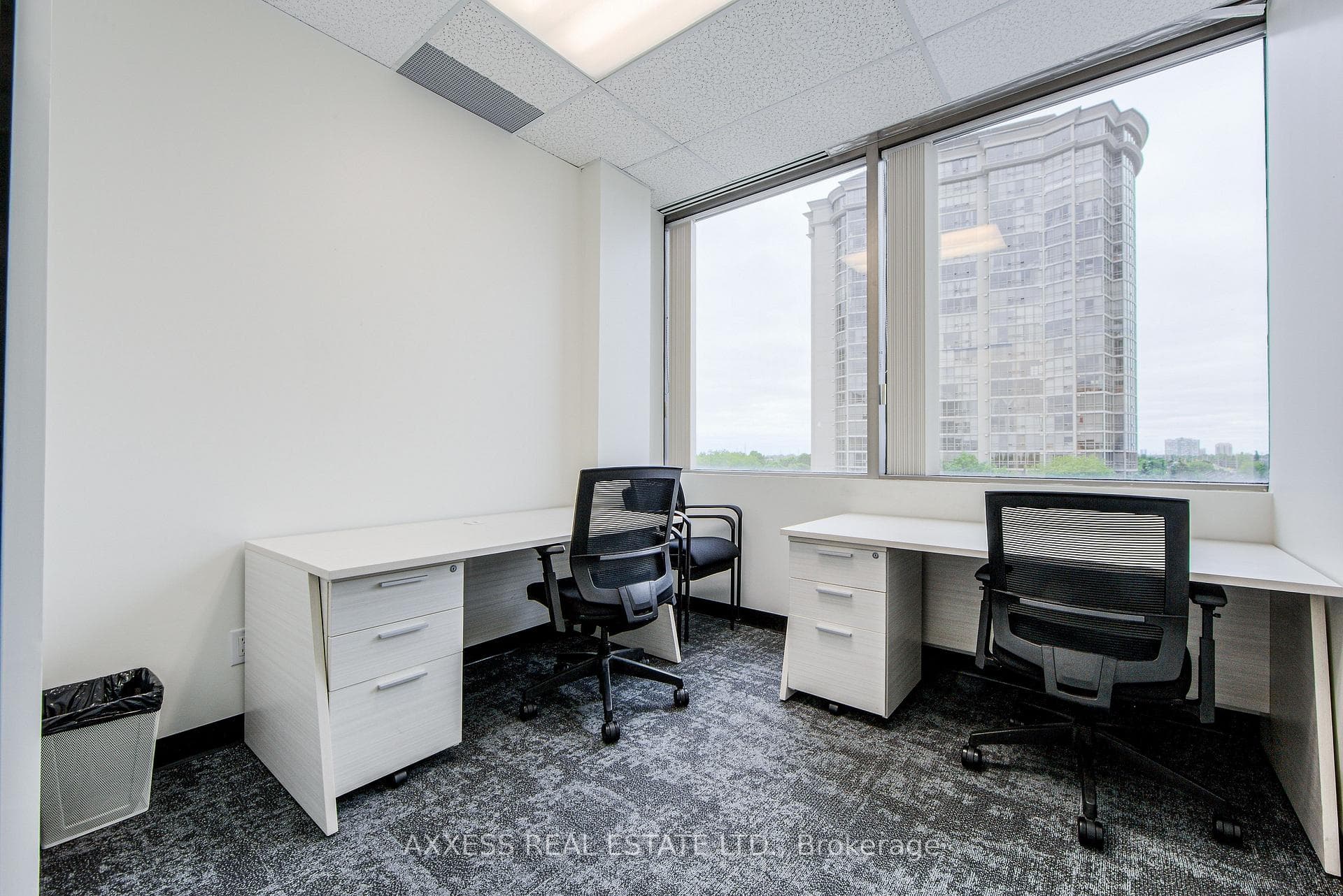 30 Eglinton Avenue Unit 400 photo 28