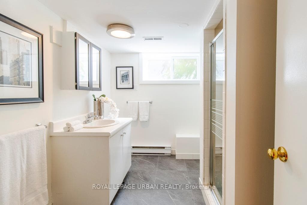 70 Langley Avenue photo 33