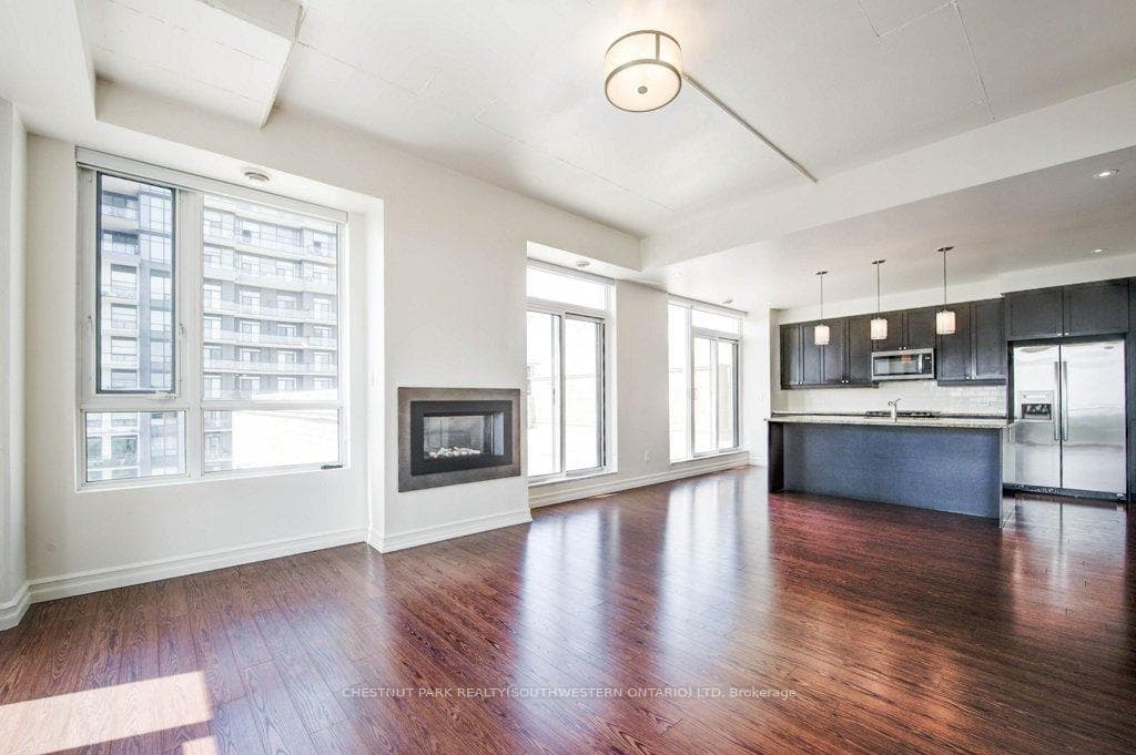 191 King Street Unit PH1503 photo 13