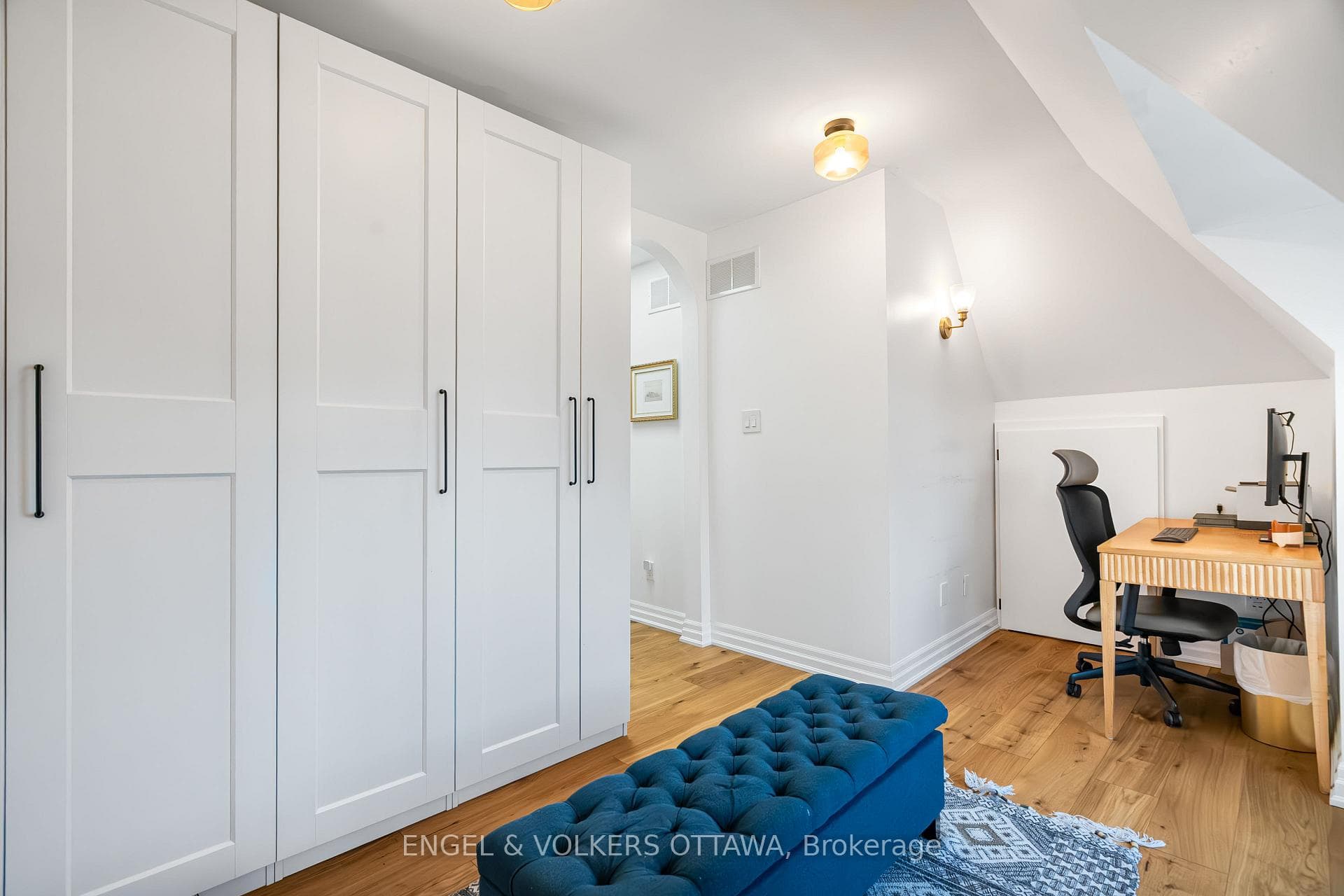 817 Lyon Street photo 30