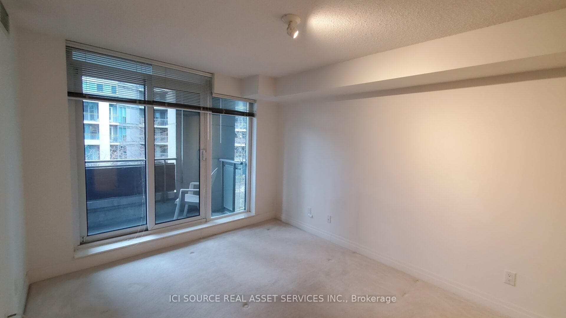 2119 Lake Shore Boulevard Unit 316 photo 3