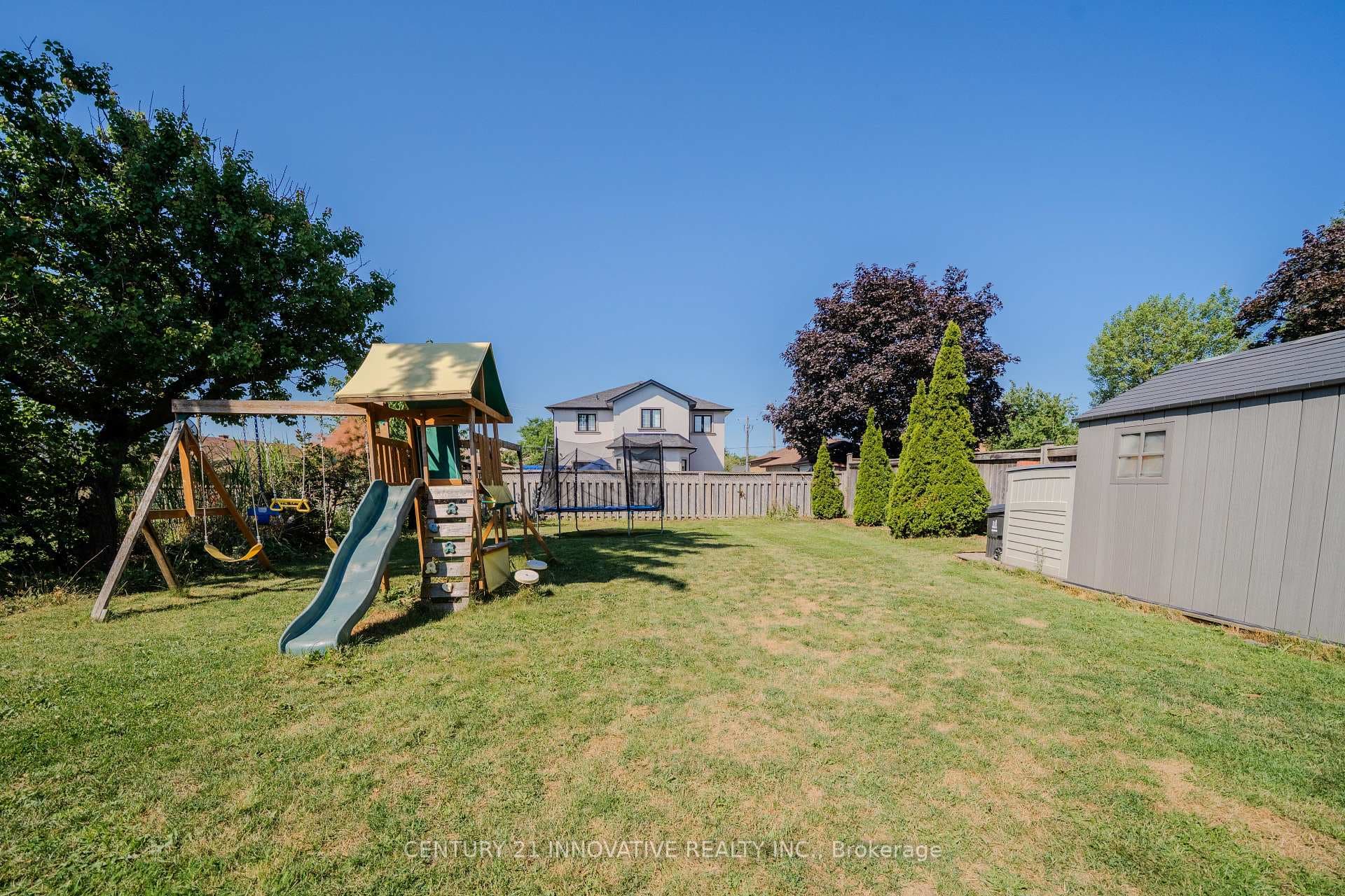 60 Dorking Crescent photo 48