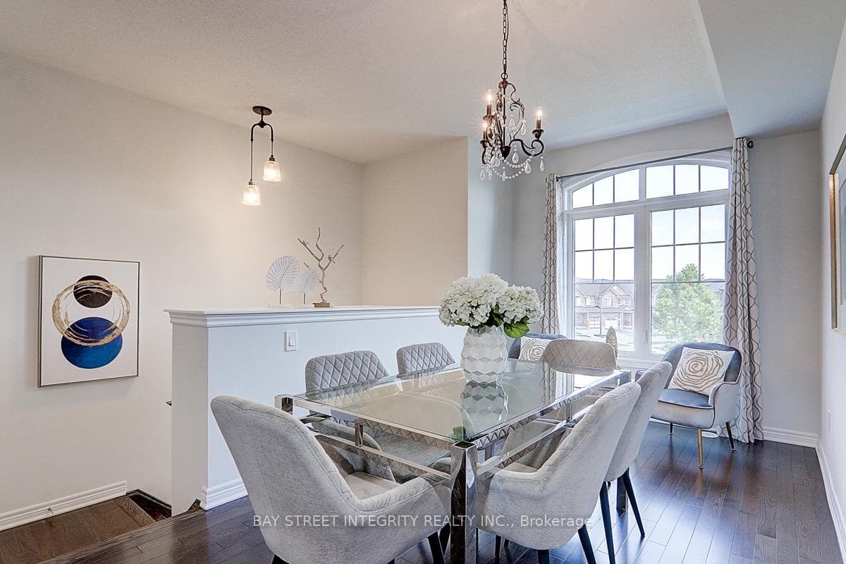 81 Fimco Crescent photo 9