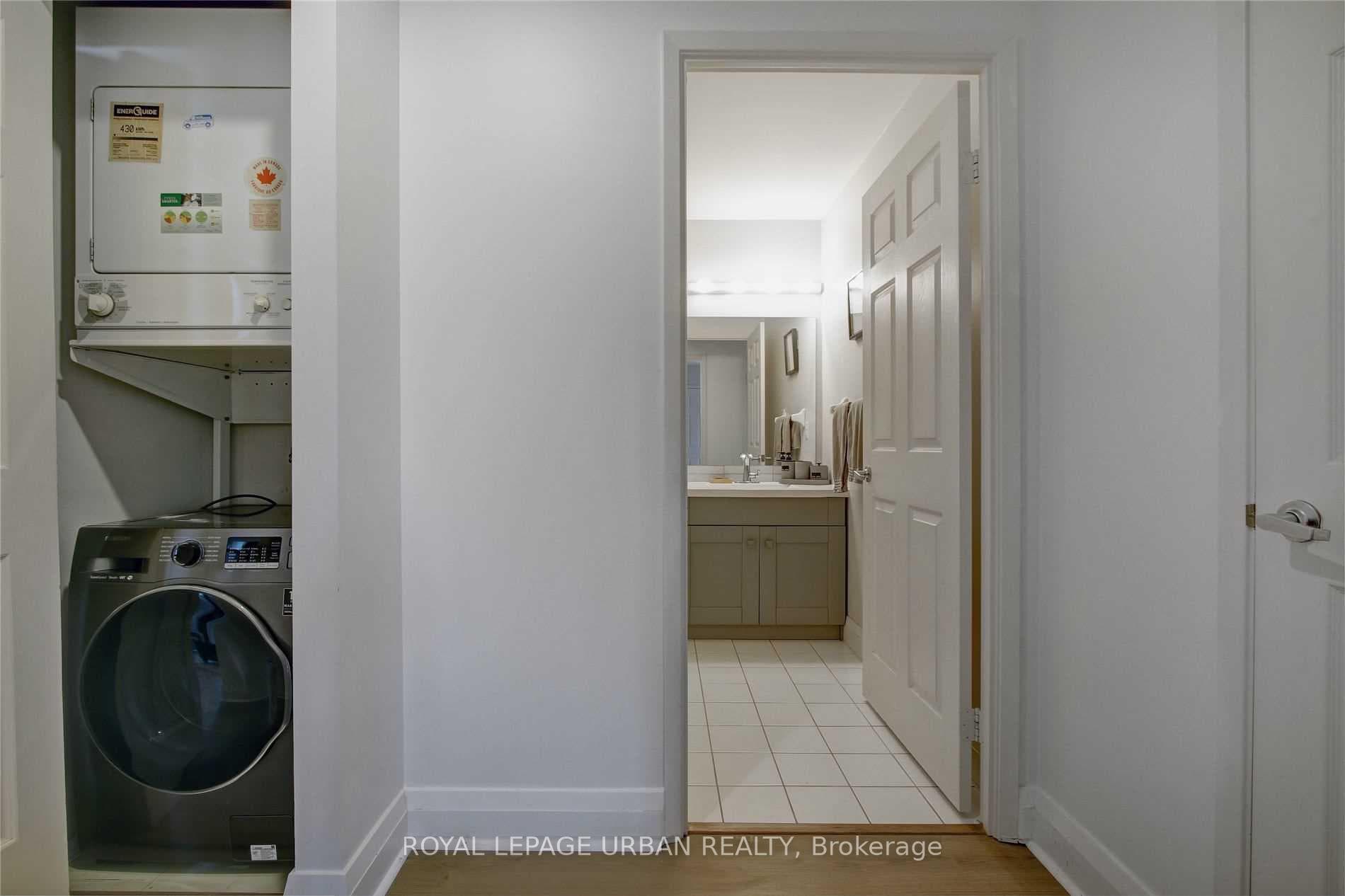 8 Wellesley Street Unit 803 photo 15