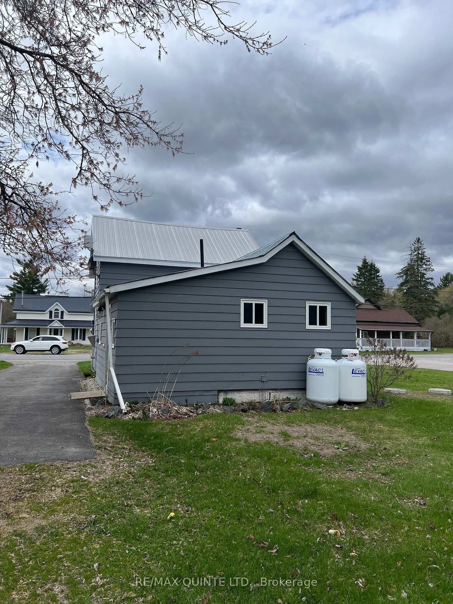 3524 Flinton Road photo 22