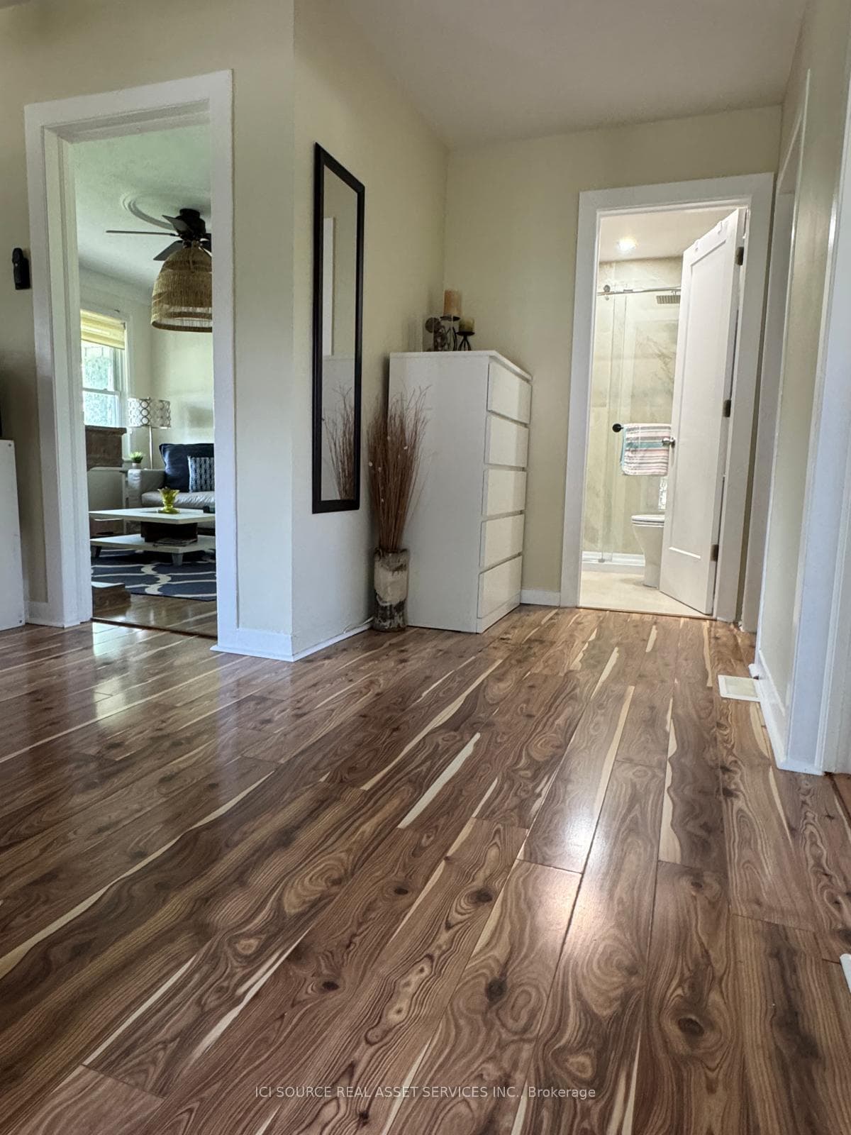 176 Kingsway Street photo 22