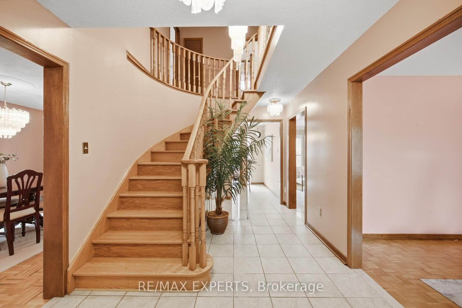 221 Judith Avenue photo 5