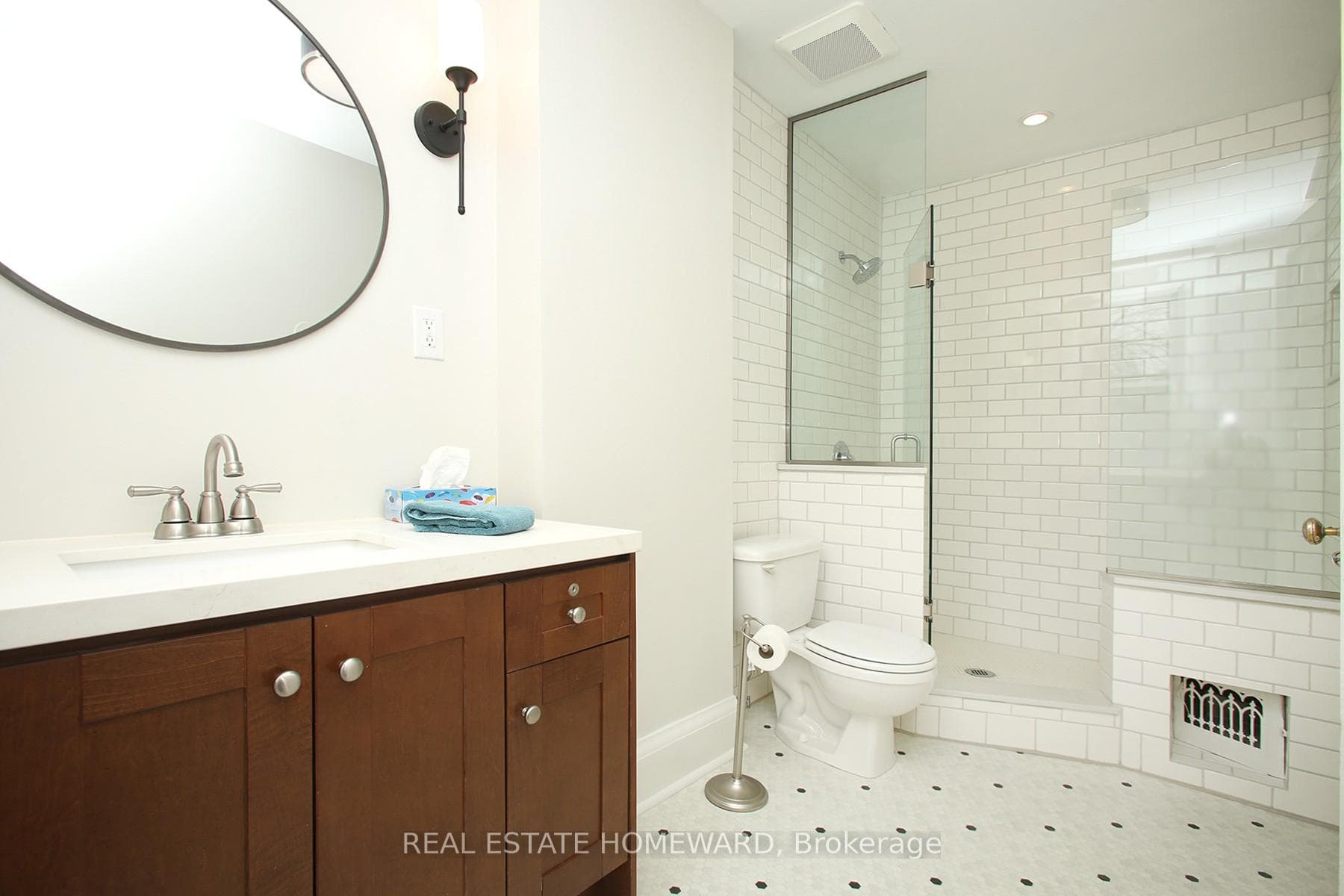 266 Salem Avenue photo 22