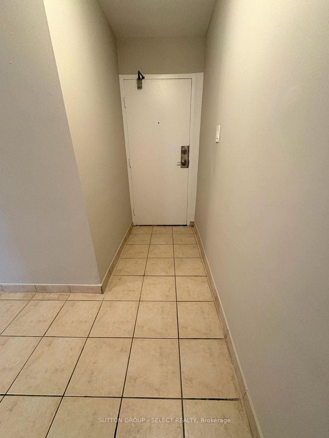 583 Mornington Avenue Unit 606 photo 5