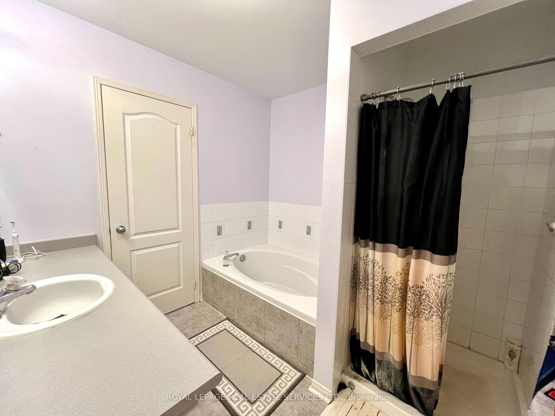 5530 Glen Erin Drive Unit 153 photo 15