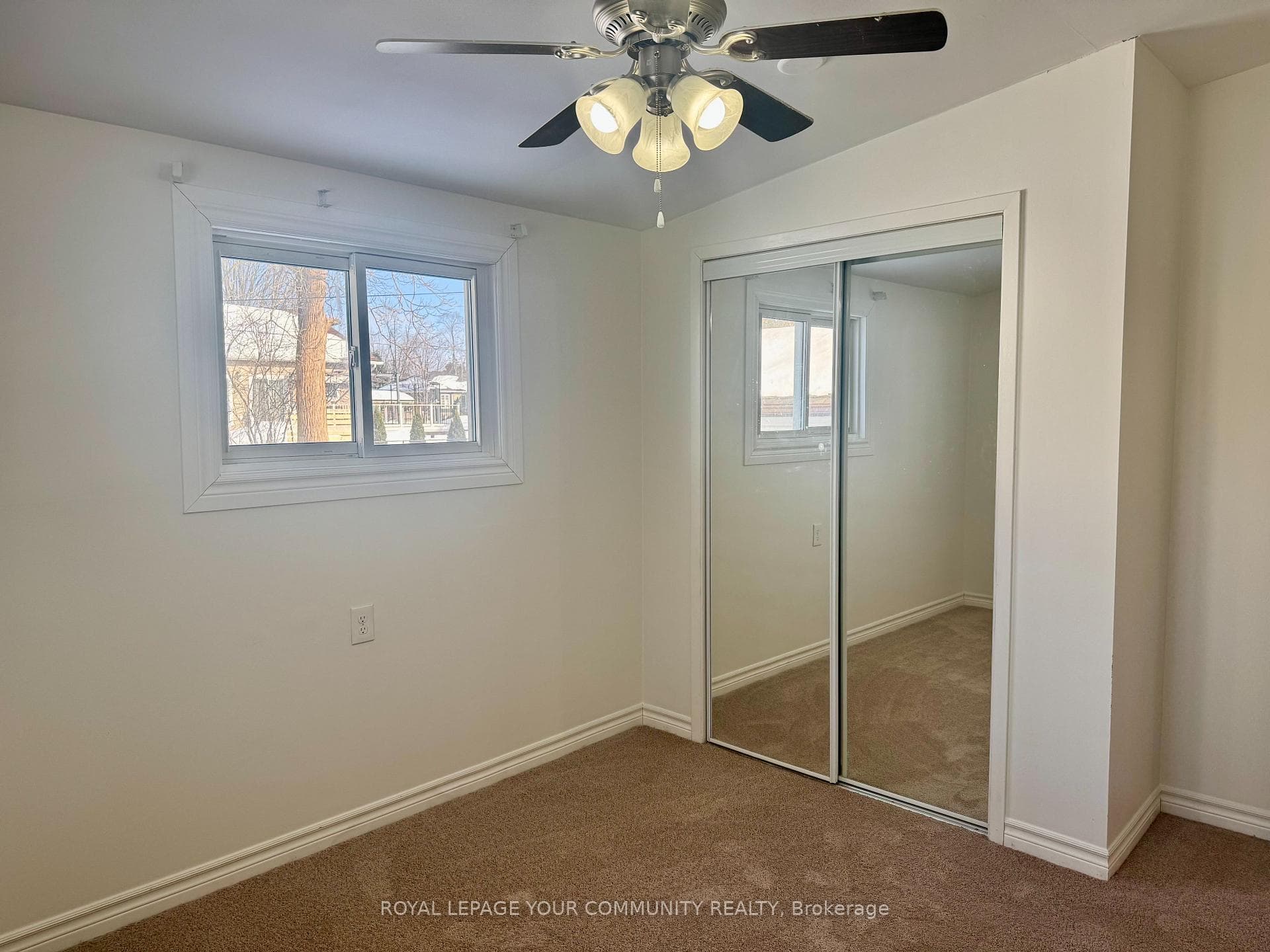 837 Norval Road photo 11