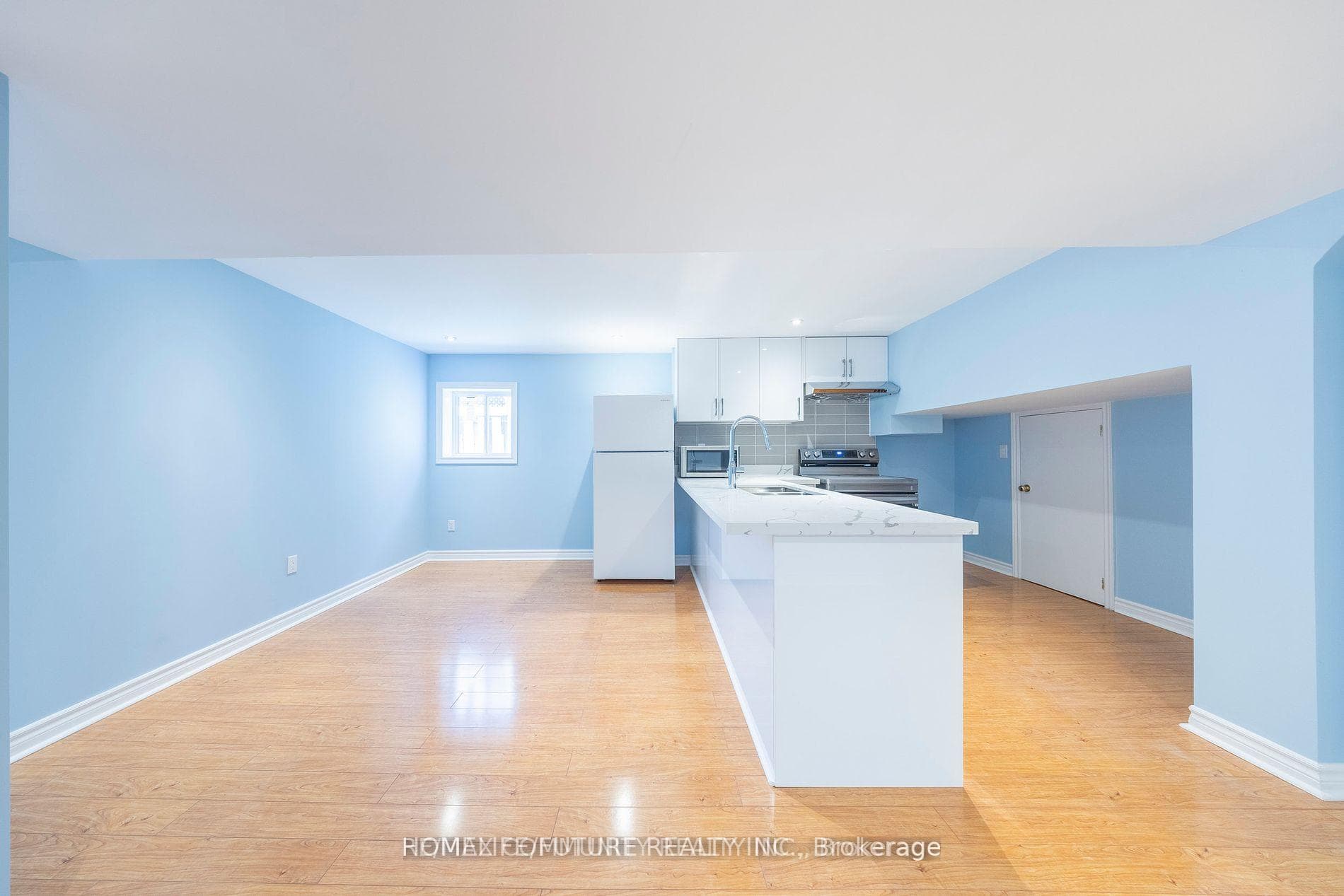 70 Lampman Drive photo 5