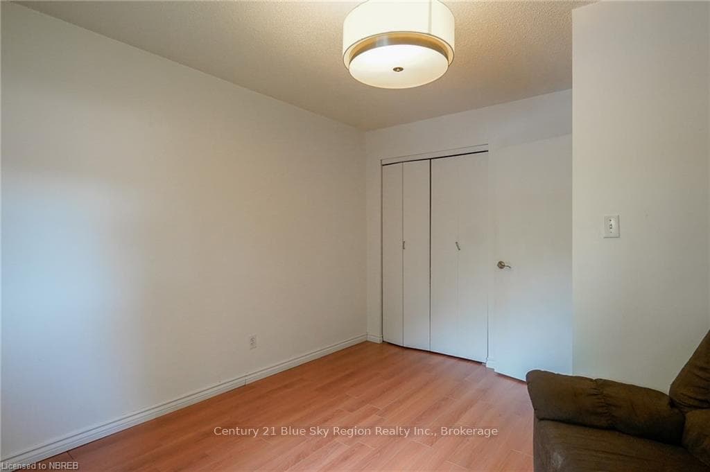 227 ALBERT Avenue photo 15