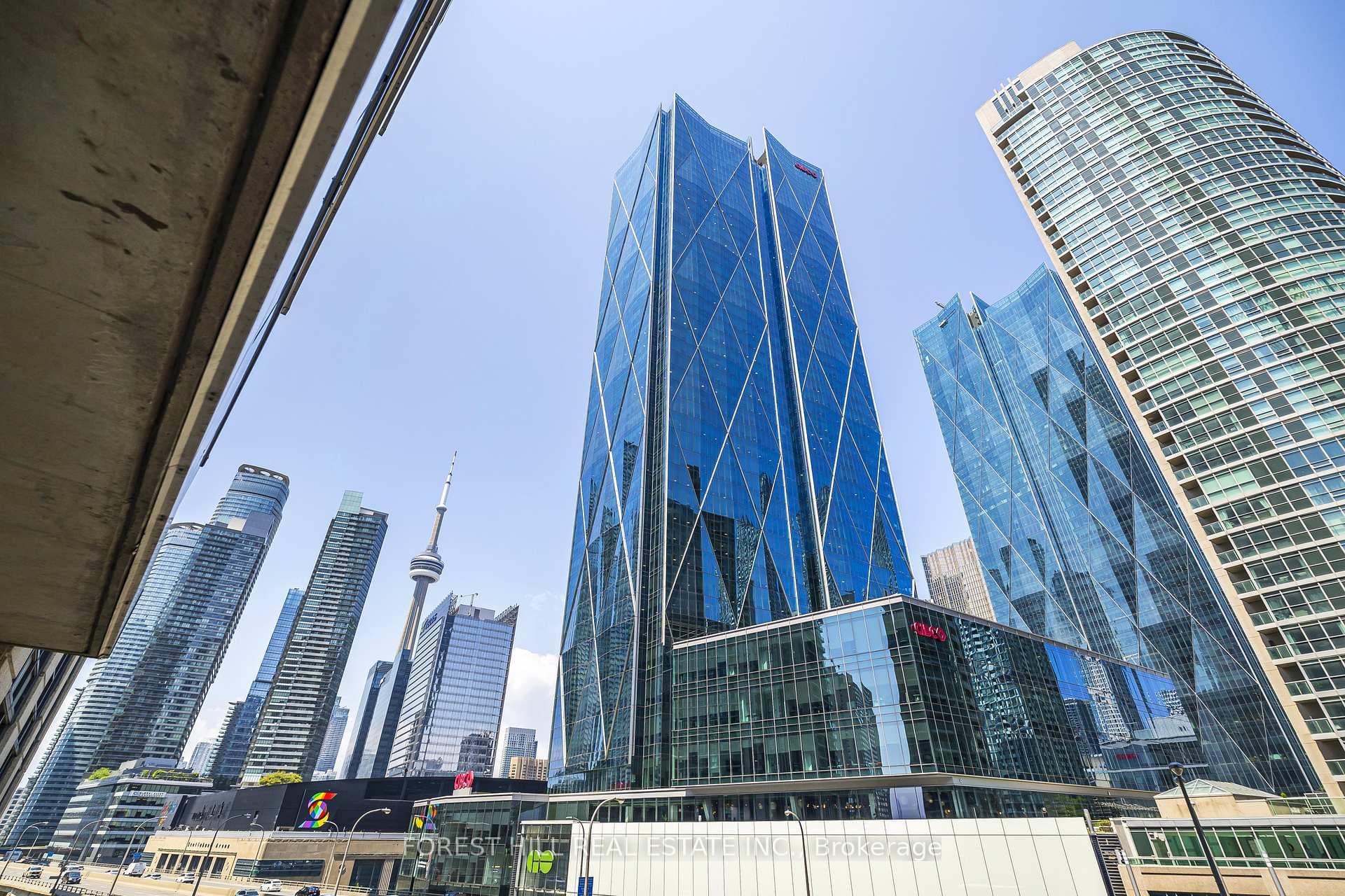 16 Yonge Street Unit 604 photo 18