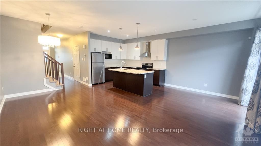 617 SUNBURST Street photo 14