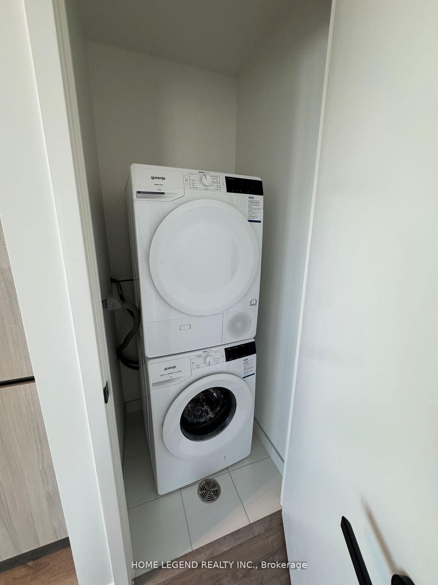 8 Interchange Way Unit 4606 photo 11