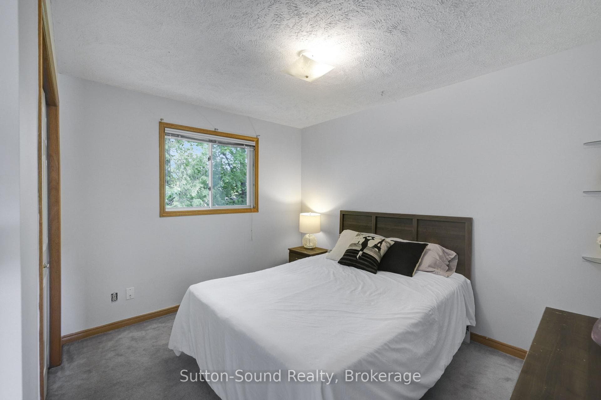 460 8TH Avenue photo 29