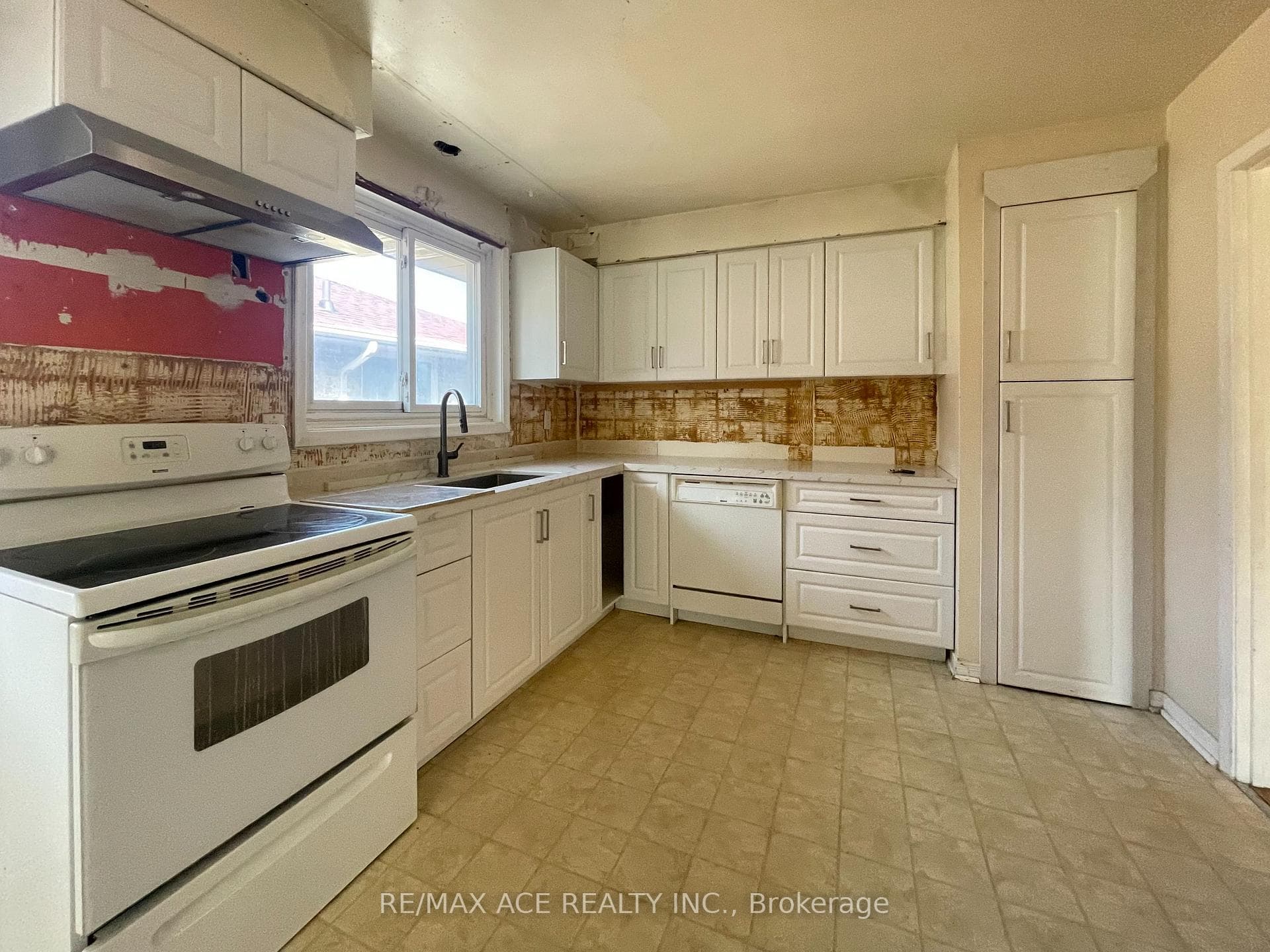 99 Amberjack Boulevard photo 7