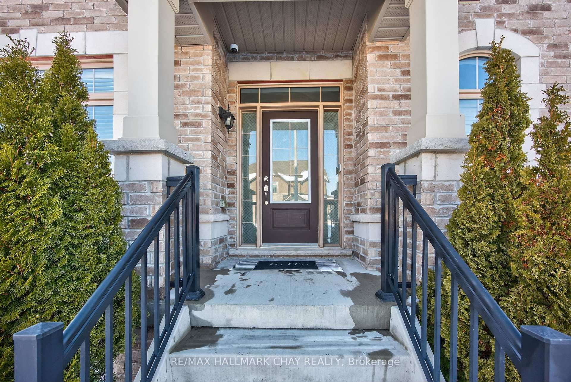 997 Barton Way photo 4